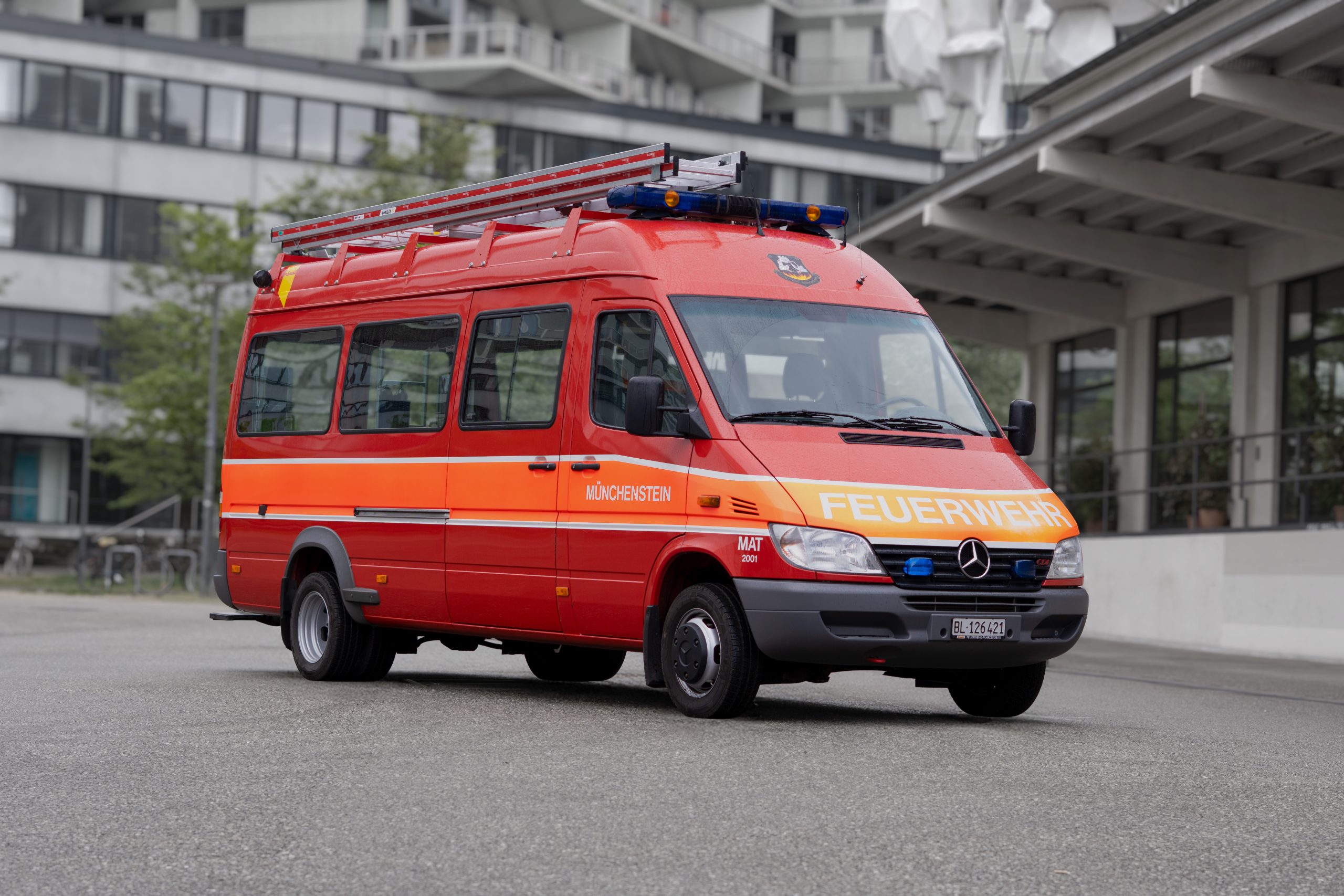 Materialtransportfahrzeug.